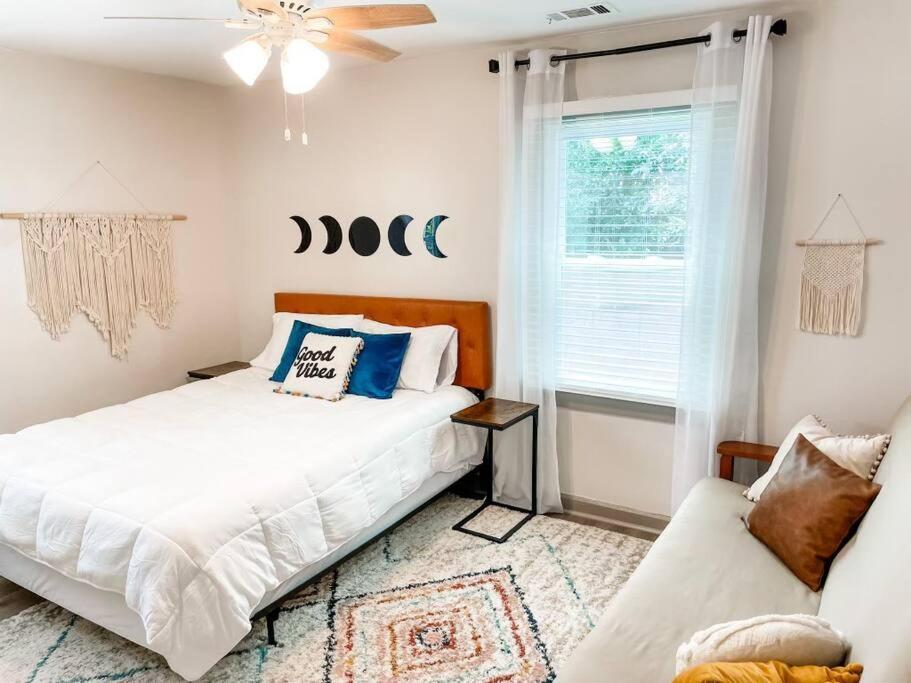 Blue Bungalow W/ Free Golf Cart 1/2 Mi From Square コビントン エクステリア 写真