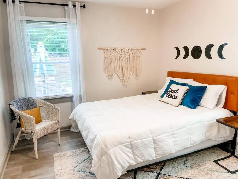 Blue Bungalow W/ Free Golf Cart 1/2 Mi From Square コビントン エクステリア 写真