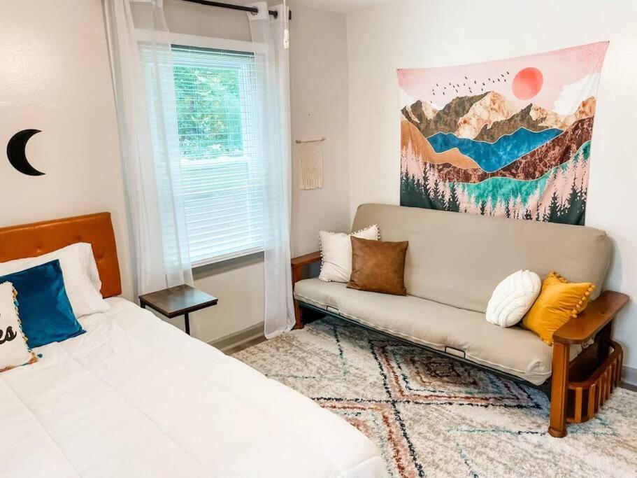 Blue Bungalow W/ Free Golf Cart 1/2 Mi From Square コビントン エクステリア 写真