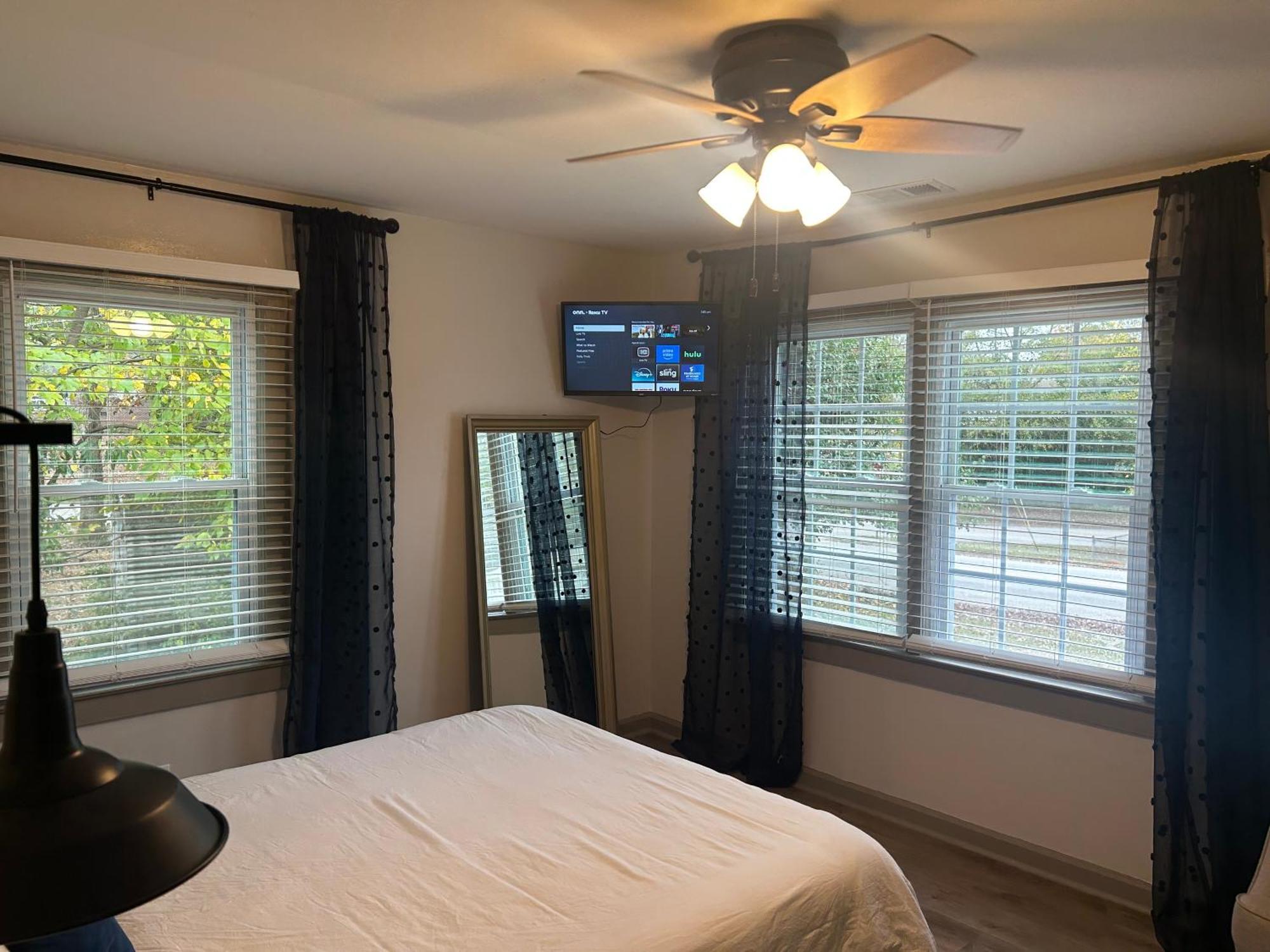 Blue Bungalow W/ Free Golf Cart 1/2 Mi From Square コビントン エクステリア 写真