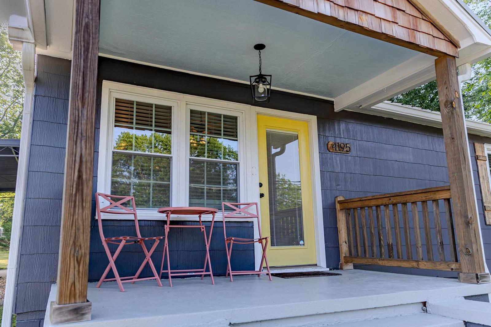 Blue Bungalow W/ Free Golf Cart 1/2 Mi From Square コビントン エクステリア 写真