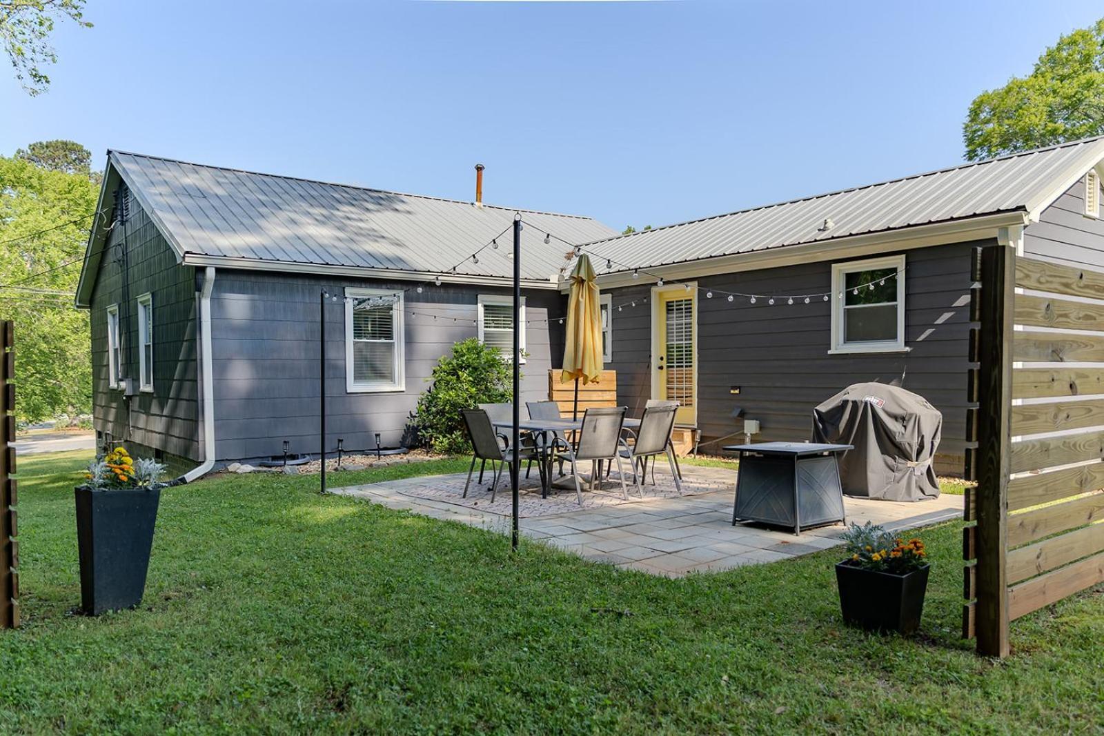 Blue Bungalow W/ Free Golf Cart 1/2 Mi From Square コビントン エクステリア 写真